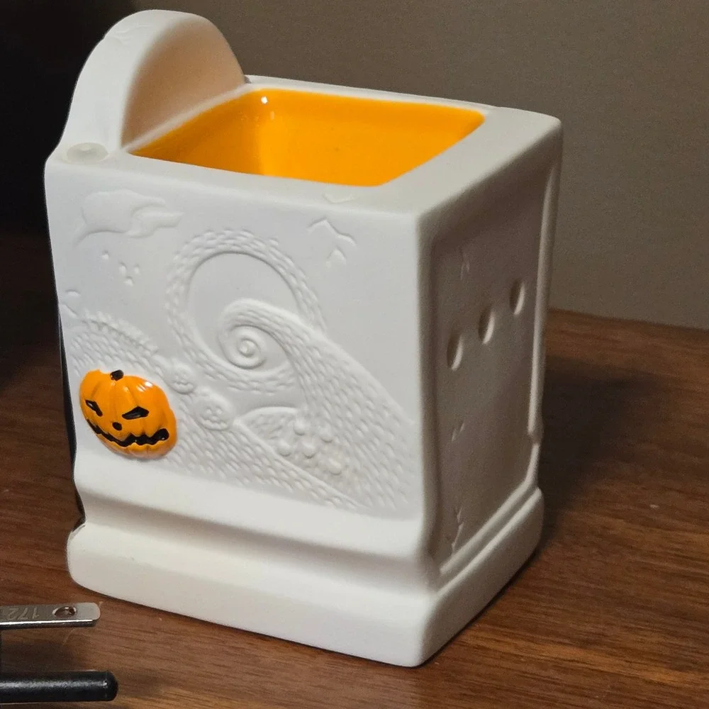Scentsy Jack Skellington Pumpkin King Mini Warmer Nightmare Before Christmas Box